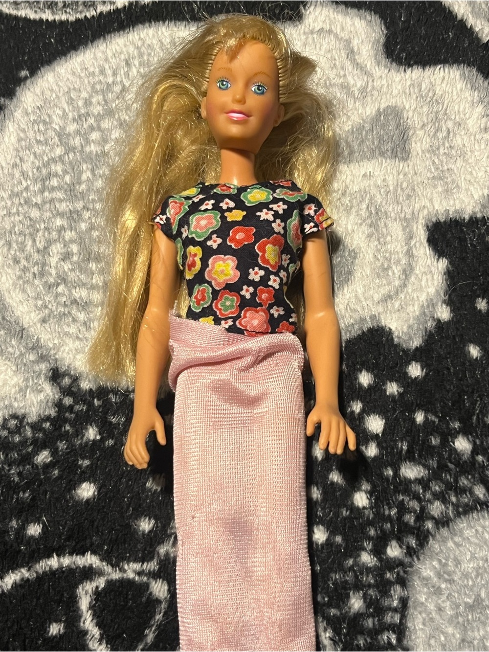 80s Barbie lookin smart Maxie doll